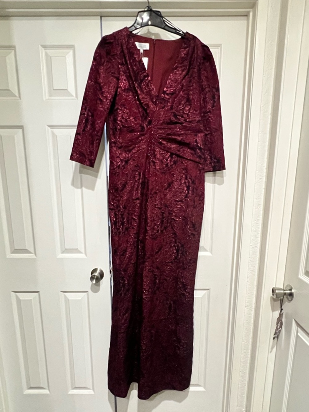 NWT RICKIE FREEMAN X TERI JON  EXCLUSIVE MERLOT RUCHED COLUMN GOWN SIZE 12